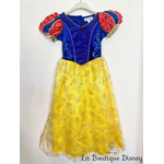 déguisement-blanche-neige-disneyland-paris-disney-robe-princesse-jaune-bleu-pailettes-pomme-3
