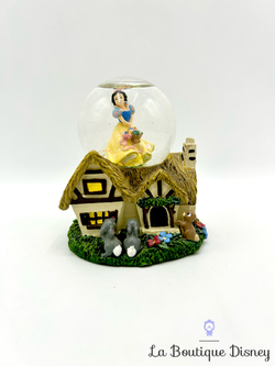 Boule à neige musicale Bambi Disney Parks Snowglobe Fleur Panpan -  Figurines de collection/Snow Globes - La Boutique Disney