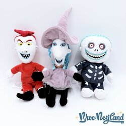 Peluche Traineau Jack Skellington Père Noël Disney Store 2018 L'étrange Noël de Mr Jack 37 cm
