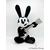 peluche-oswald-guitare-disney-100-disney-store-noir-blanc (6)