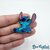 Pin-Stitch-Fatigué-Opening-Edition-Disneyland-Paris-2007-Puppy-Stitch-Sitting-53068 (3)