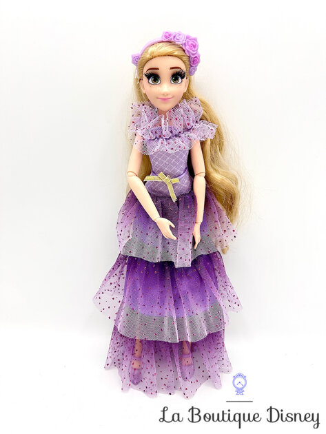 Poupée Barbie Princesse Raiponce - Robe Qui S'éclaire, édition 2010, Occasion Avec Accessoires