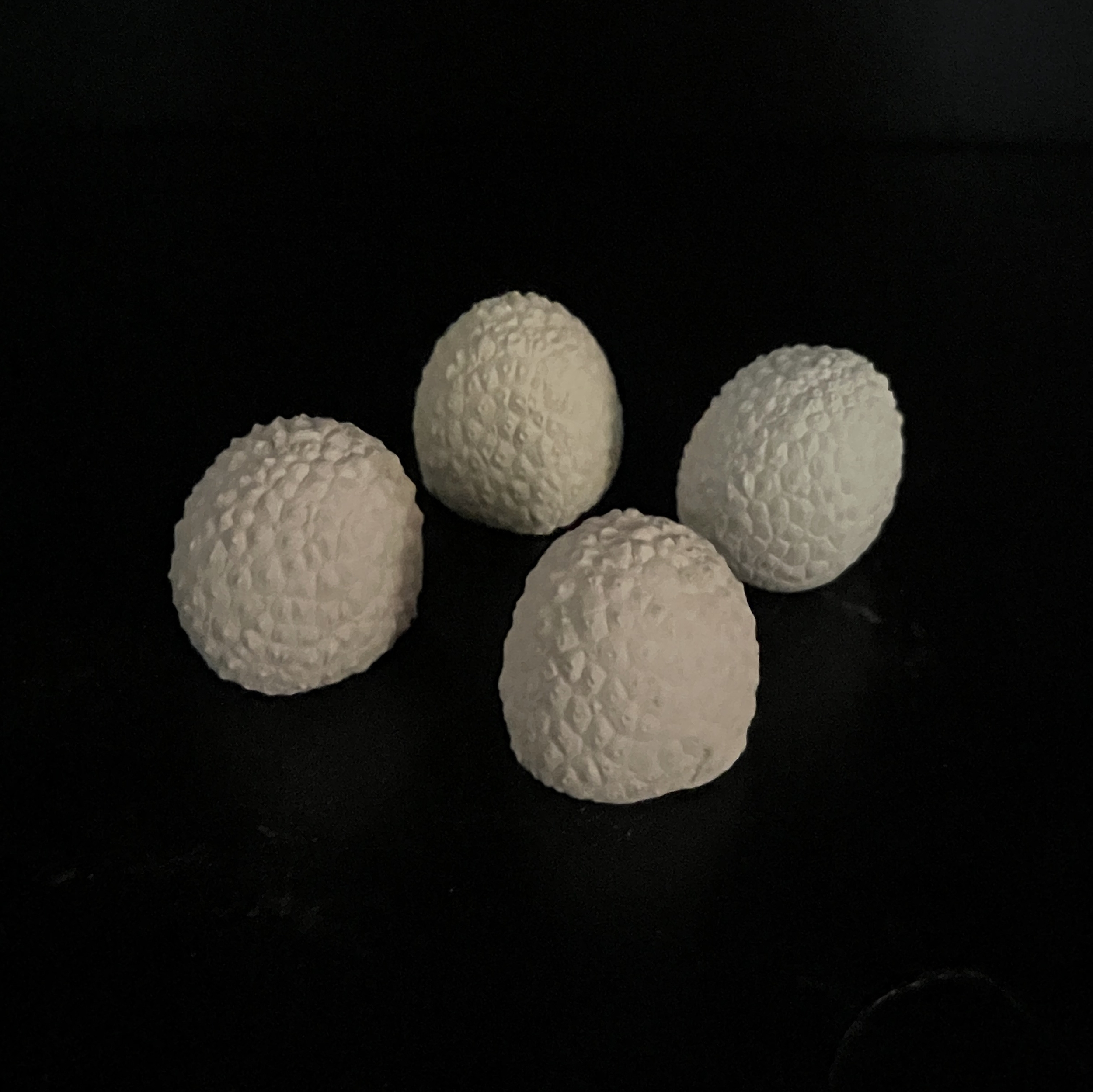 Galet_litchi1