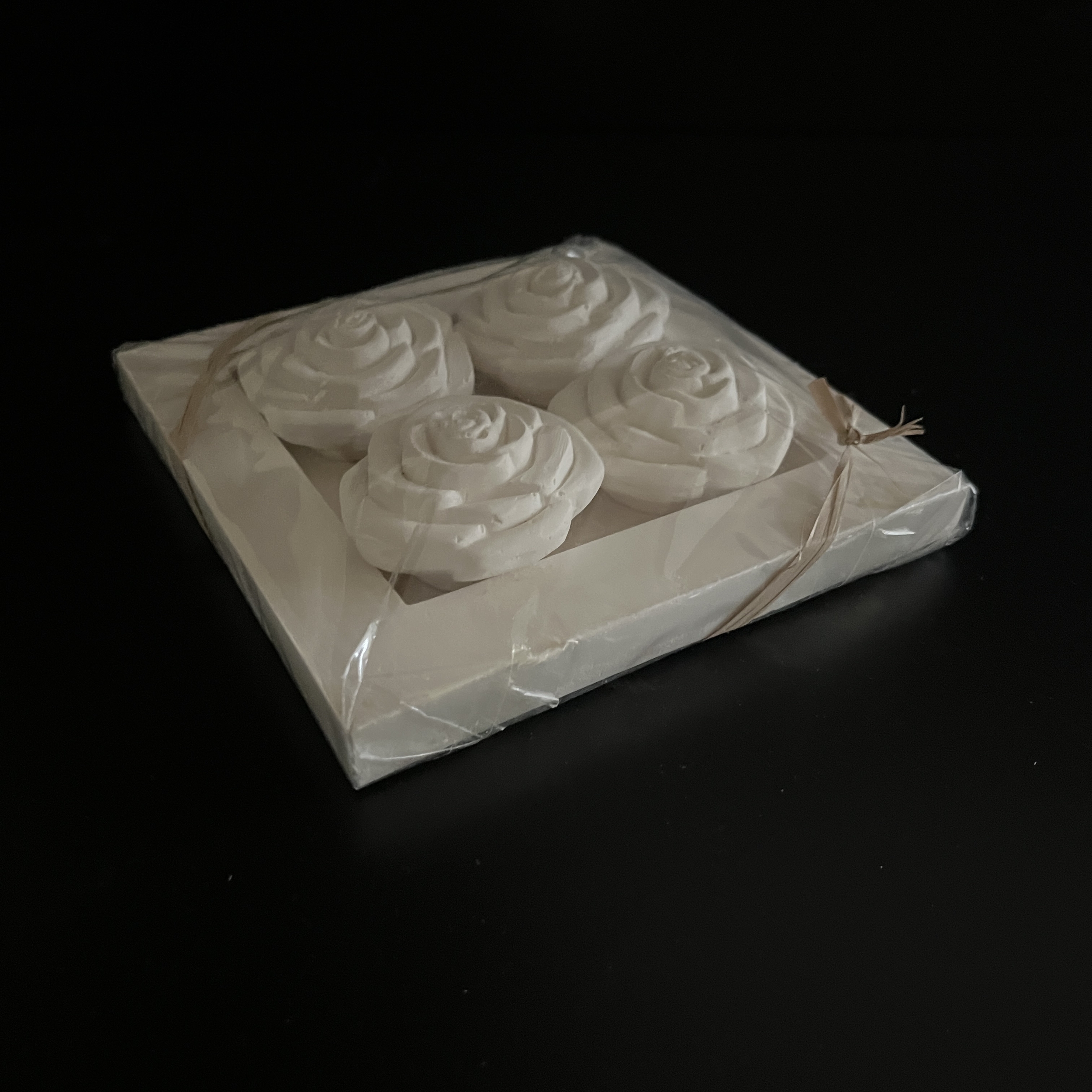 Galet_plateau_4roses3
