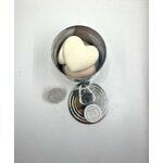 8 galets et coeur boite ronde2