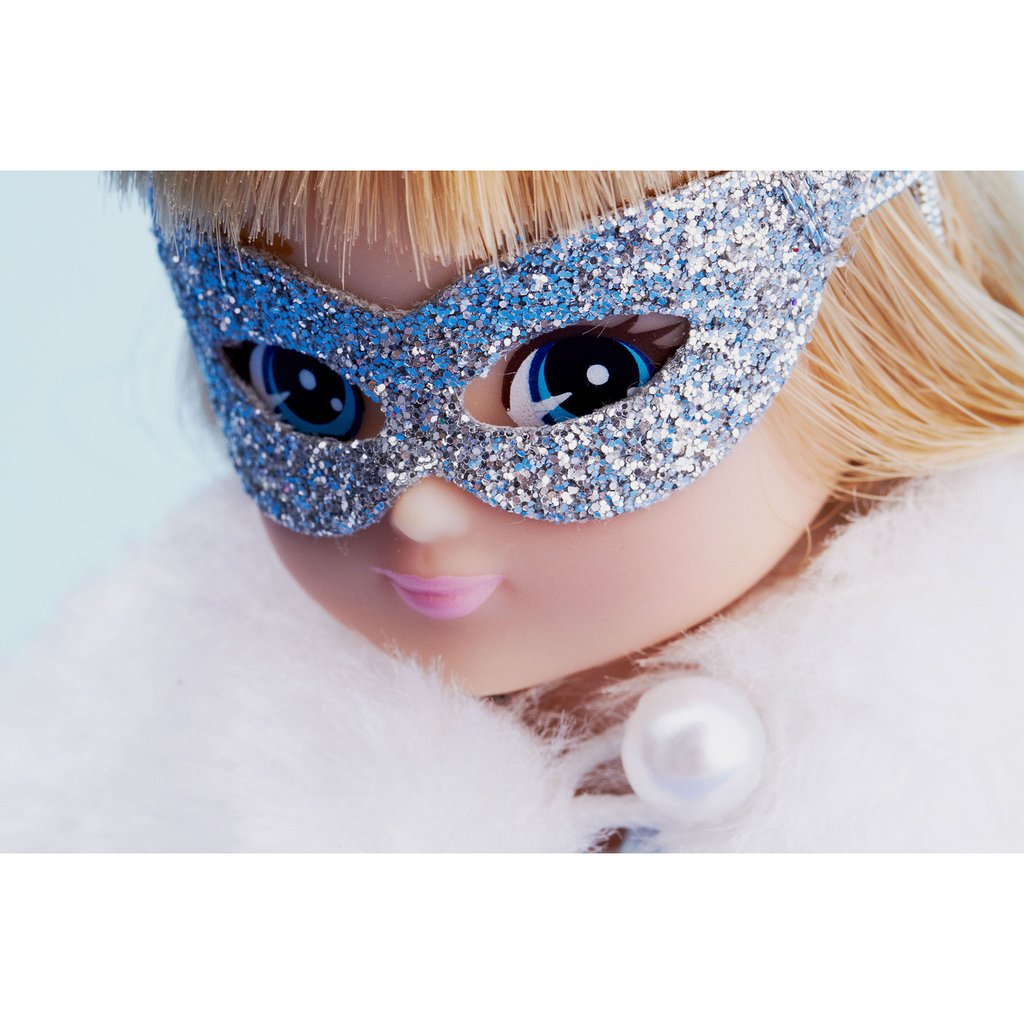 Poupee lottie reine neiges