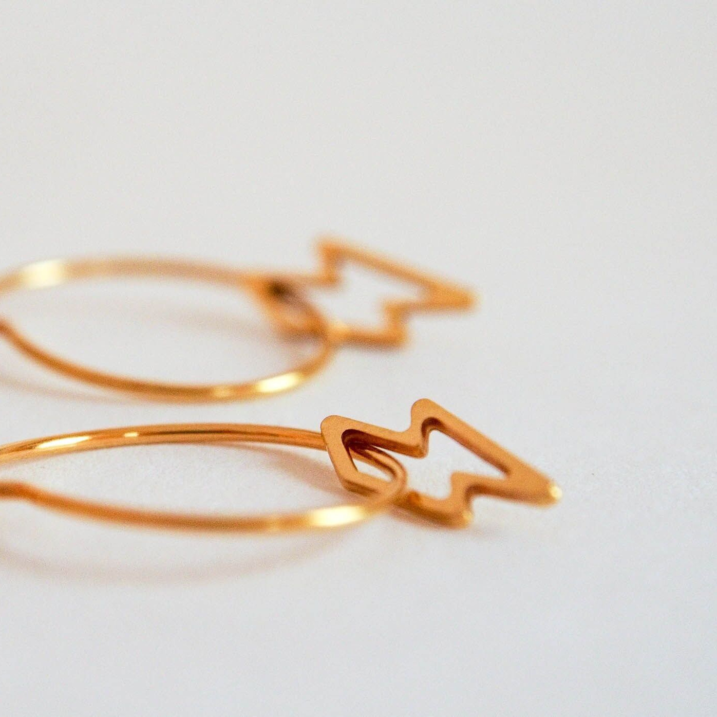 Boucles d\'oreilles Créoles et Pampille Plaqué or - Eclairs fins