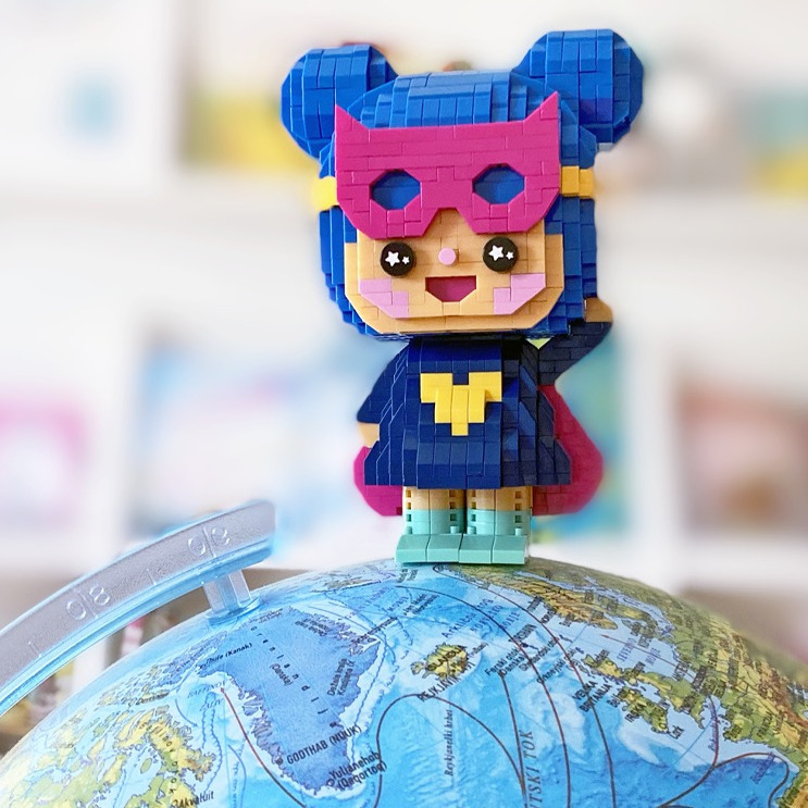 Art Toys - Figurine Momiji mini bricks à construire - Super You Mini Bricks 992 pièces - Dès 8 ans