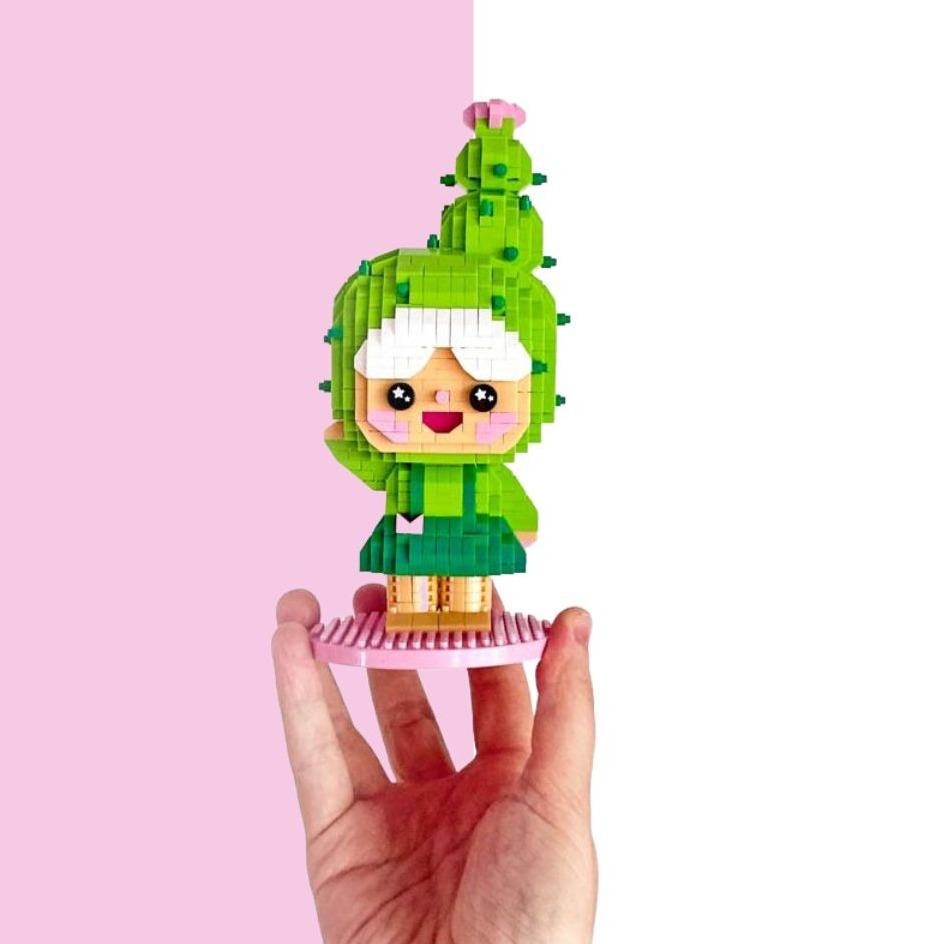 Art Toys - Figurine Momiji mini bricks à construire - You Grow Girl Mini Bricks 897 pièces - Dès 8 ans