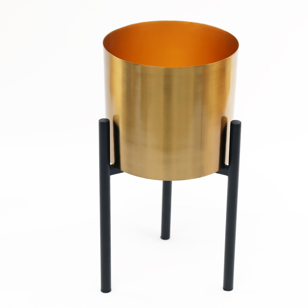 Cache Pot métallique doré sur pied 31cm