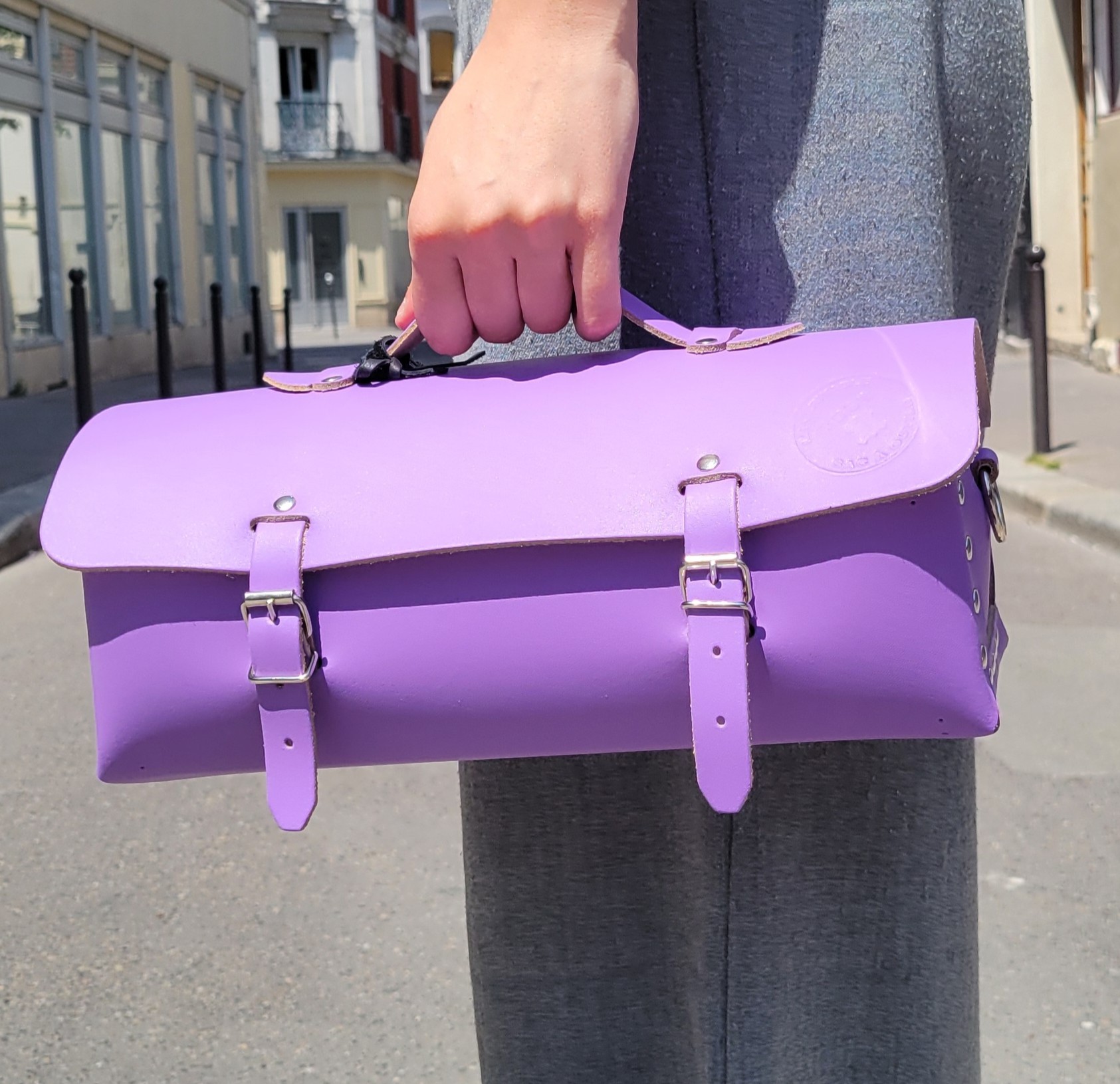 Sac à outils en cuir avec bandoulière amovible - Lilas violet 30 cm