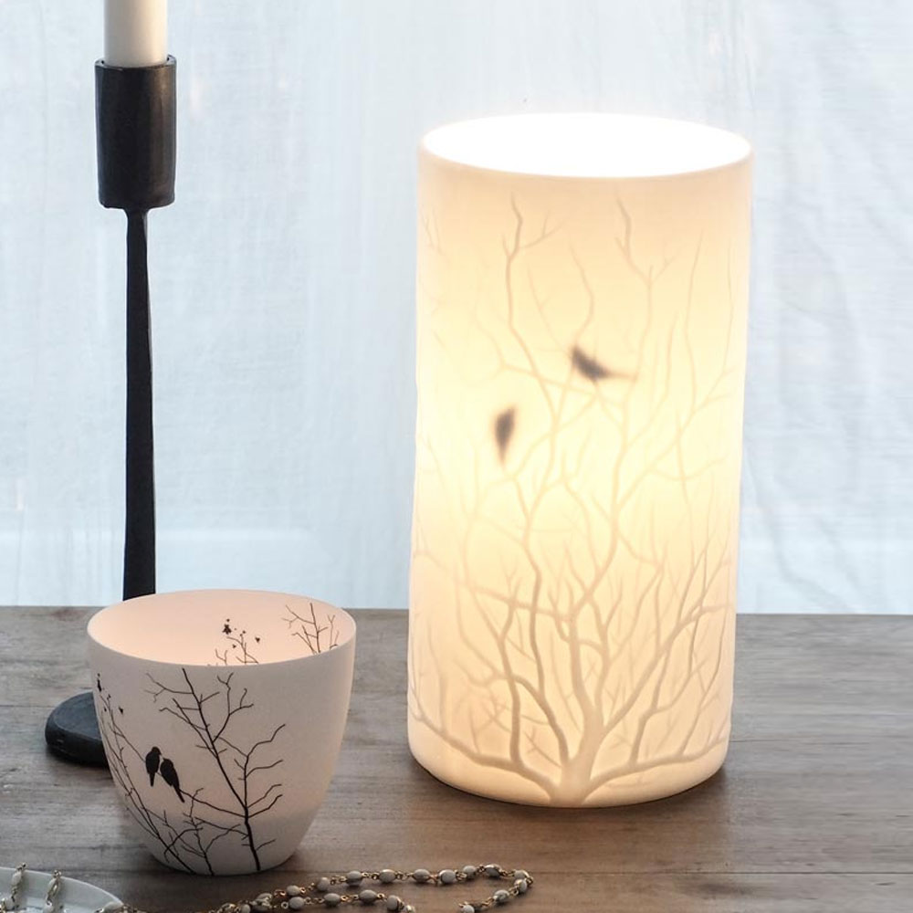 Lampe Porcelaine Cylindrique avec Motif d\'Oiseaux et Arbres