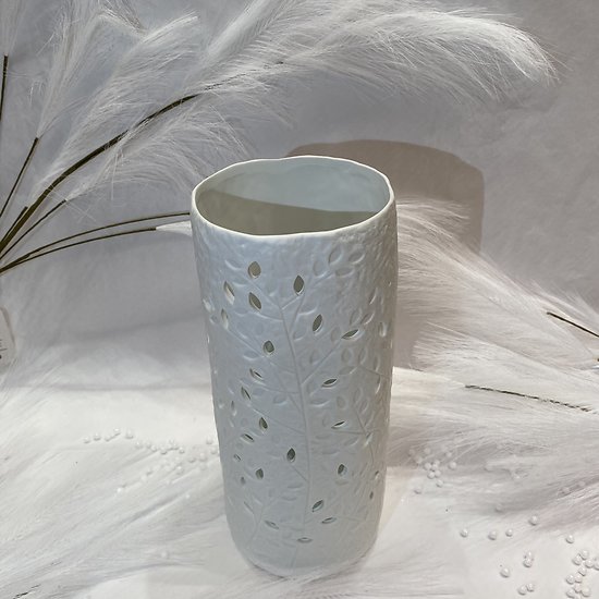 Lampe porcelaine blanche décorative ajourée à poser  - Liane