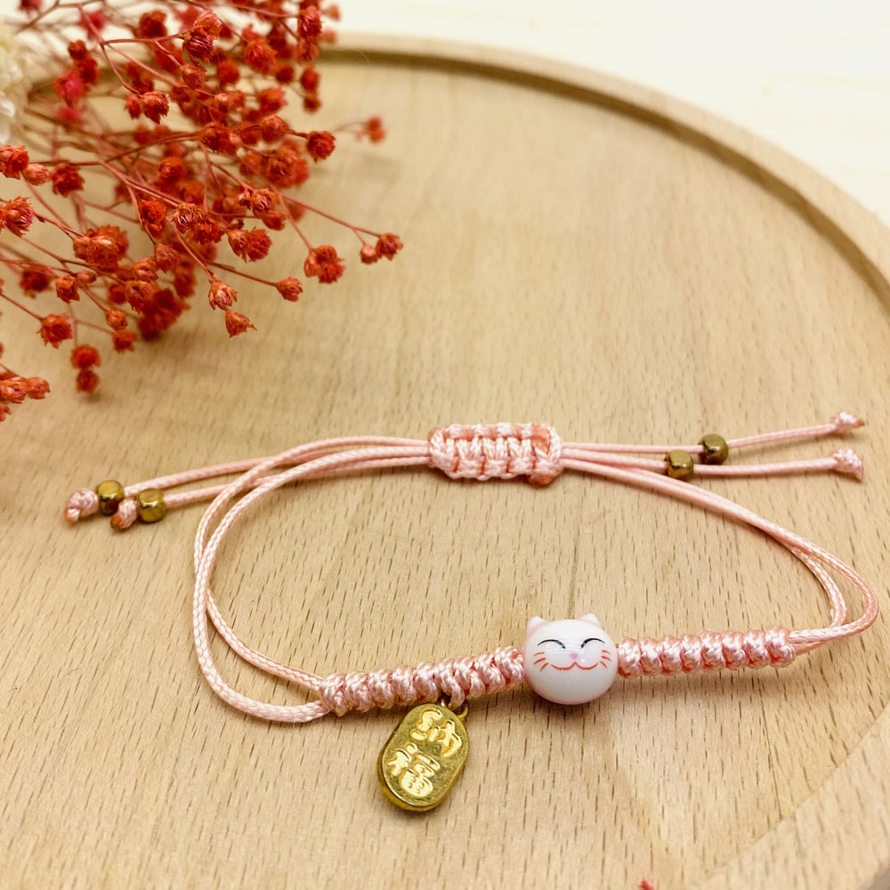bracelet-porte-bonheur-chat-maneki-neko