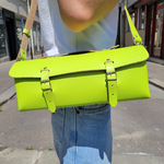 Sac à outils en cuir avec bandoulière - Vert anis 30 cm
