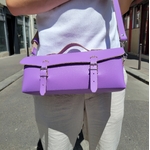 Sac à outils en cuir avec bandoulière - Lilas violet 30 cm
