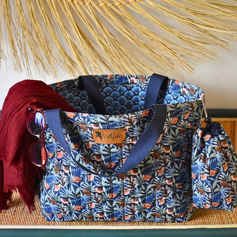 box-couture-facile-bebutant-sac-matelassé-bleu-éventail-