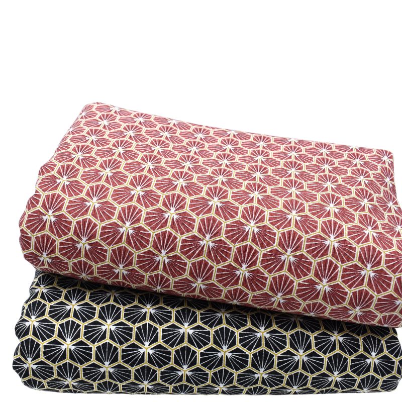 lot-2-coupons-tissu-coton-motif-geometrique-rouge-noir