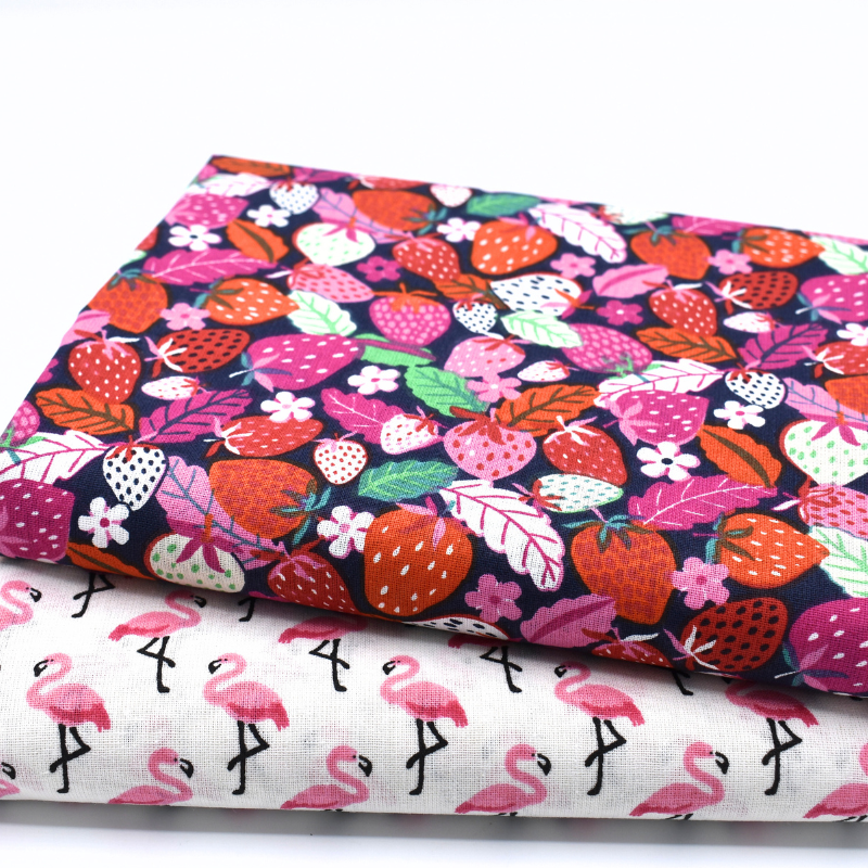 lot de 2 coupons de tissu fraise et flamant rose