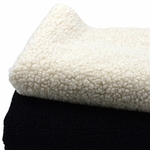 tissu-peluche-bouclette-noir-beige-fausse-fourure