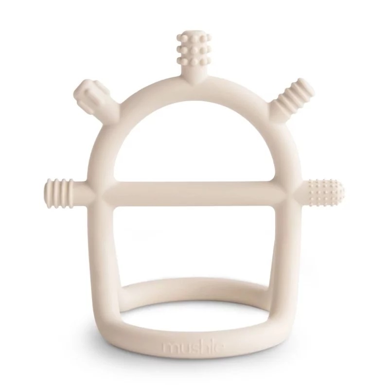 mushie--teether-no-drop--sensory-shifting-sand (3)