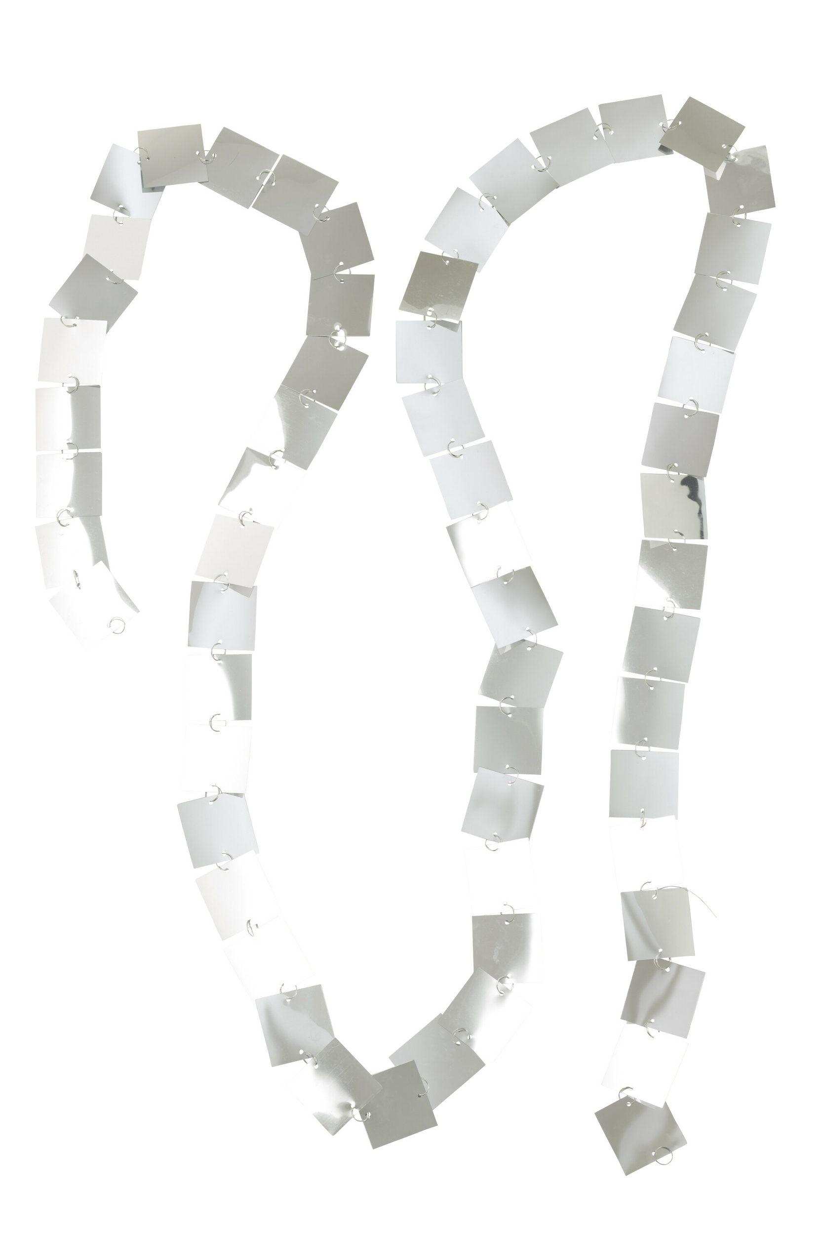 56640