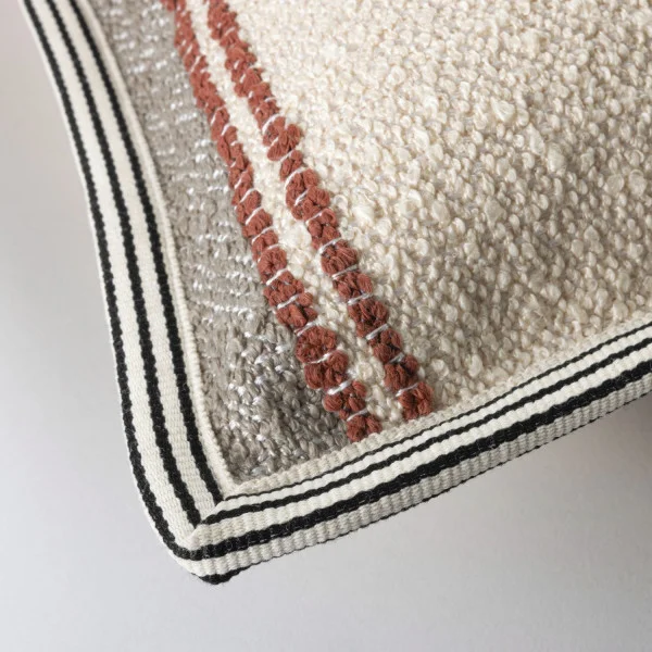 COUSSIN APACHE 3