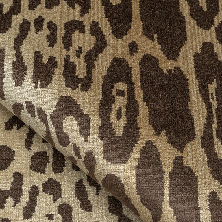 10497_10-epais-velours-leopard-tissu-siege-nobilis-taupe