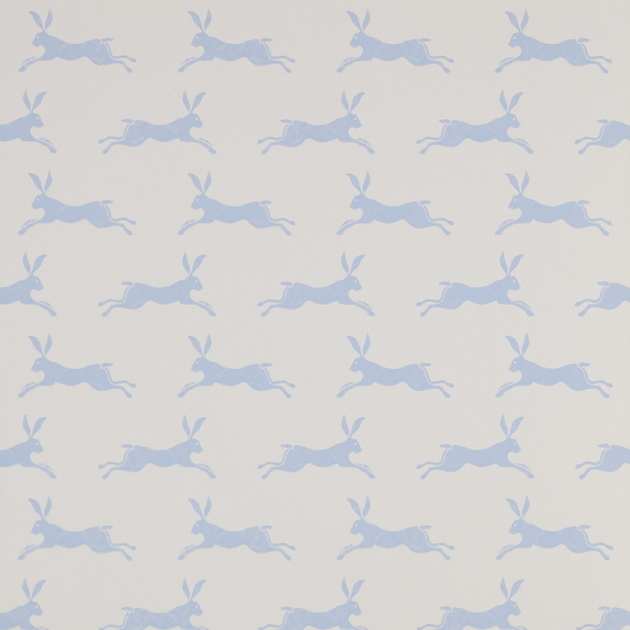 march-hare-jane-churchill-papier-peint-enfant-pale-bleu-04