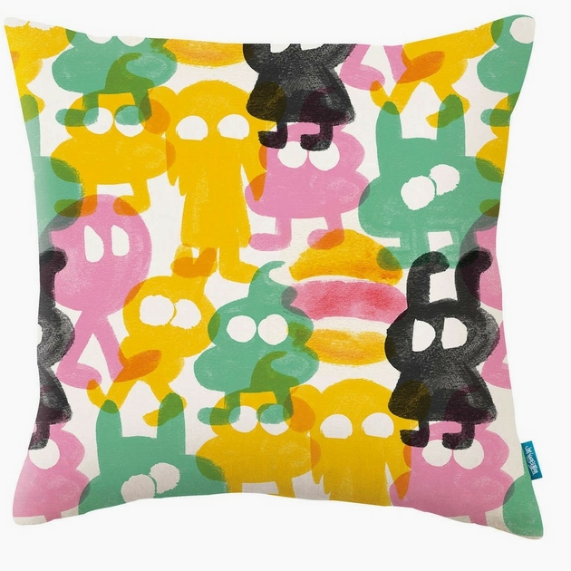 KDC5138-01-mild-beasts-cushion-mild-beasts_coussin-street-art-colore