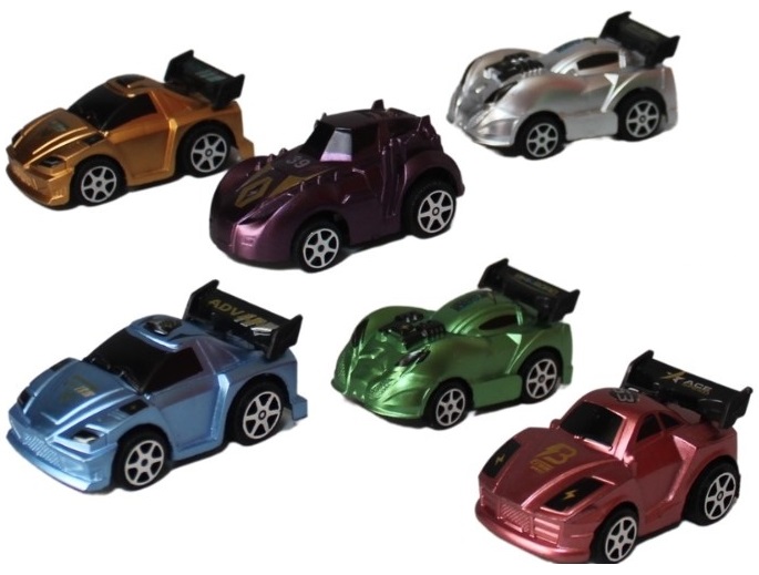 voiture-de-course-petit-cadeau-invite-enfant
