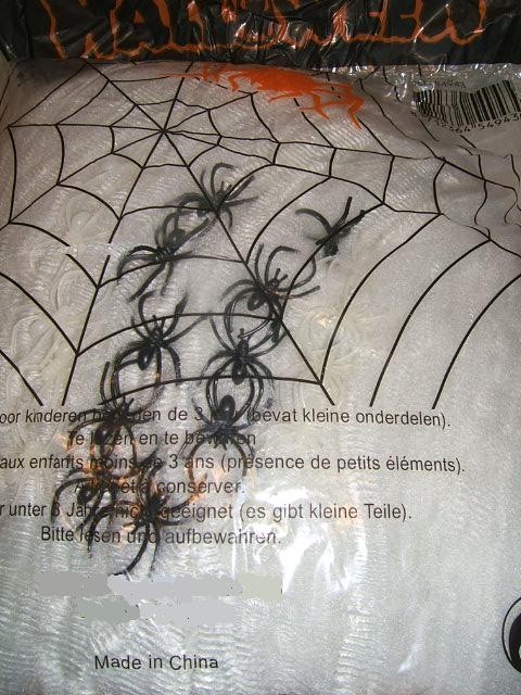 Toile 500 grs + 25 araignées - Halloween