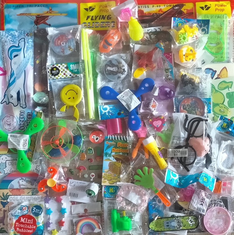 Lot 120 mini jouets enfants pas chers pour jeux cadeaux kermesses