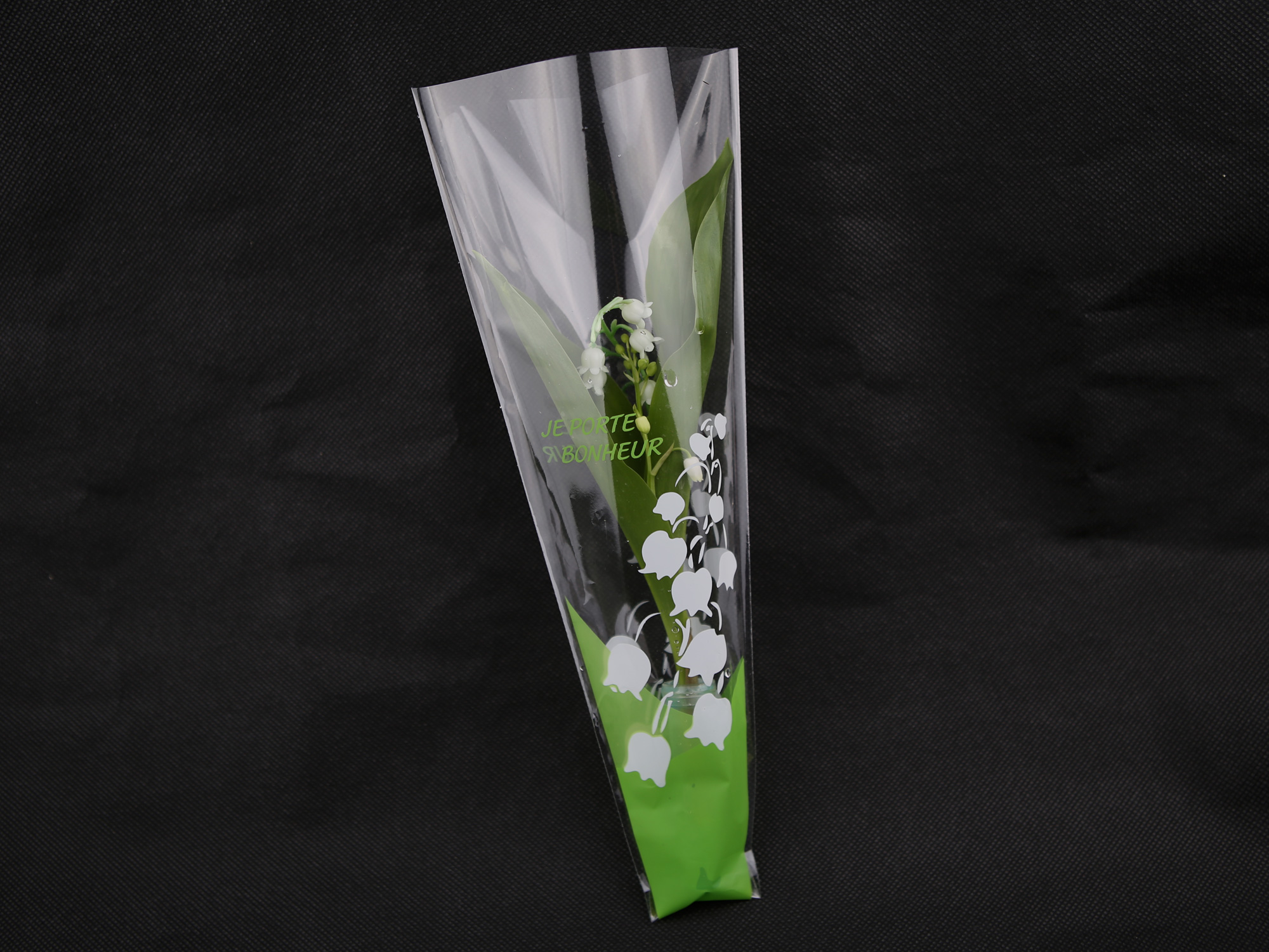 100 emballage cellophane pour pot de muguet 1er Mai CLO7 - ACCESSOIRES  MUGUET/Emballage pour muguet et rose - cadoshop