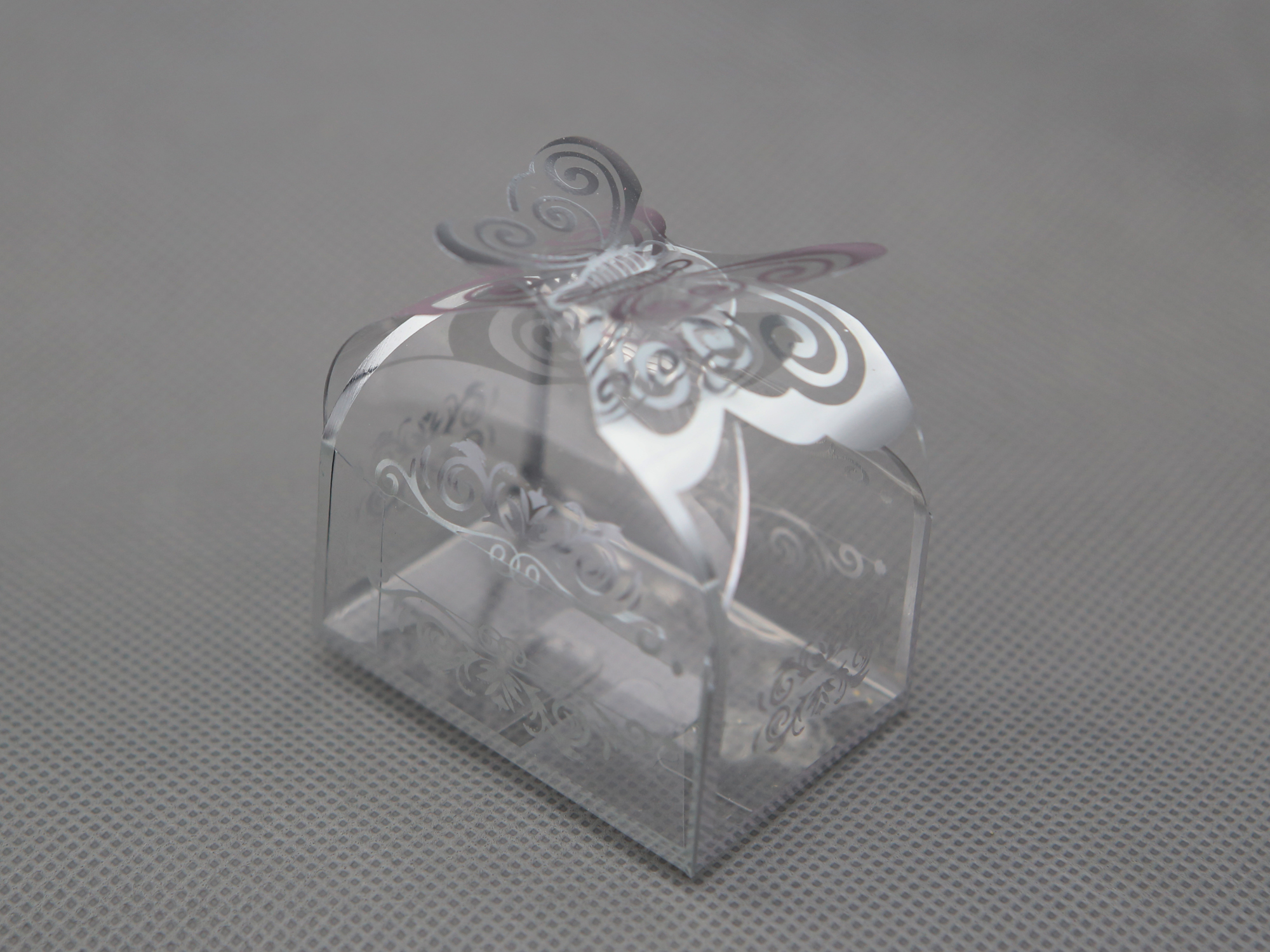 50 boîte cadeau papillon transparente pvc contenant à dragées BTPVC2 gris