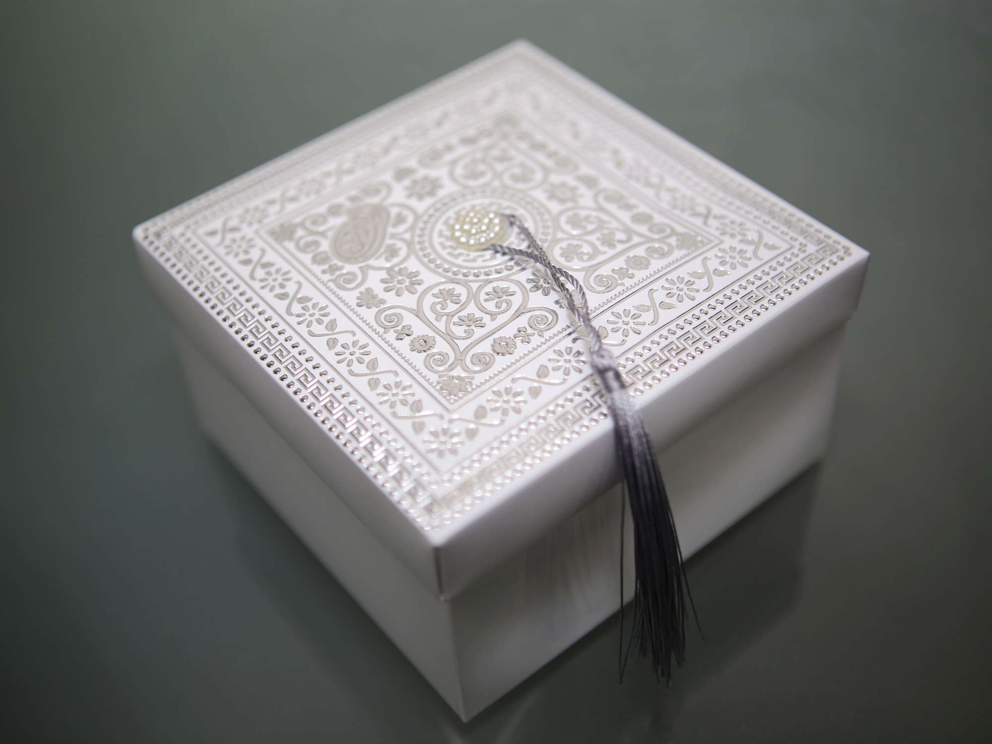 50 boîte à gâteau carton motif arabesque argenté