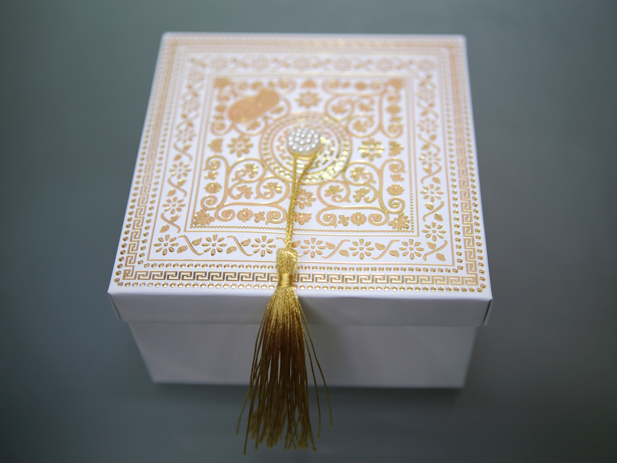 50 boîte à gâteau carton motif arabesque doré