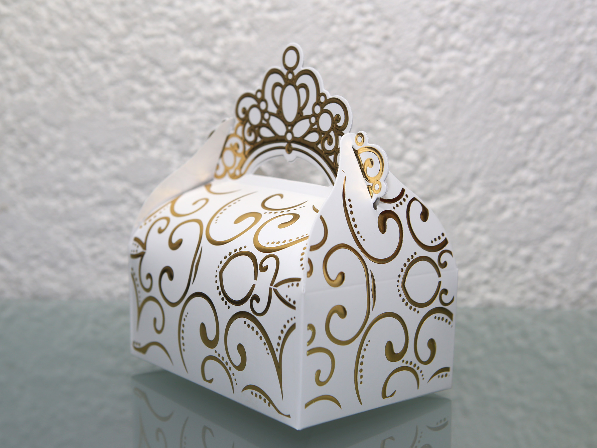50 boîte à gâteau carton motif arabesque doré - MARIAGE/Boîtes à gâteaux -  cadoshop
