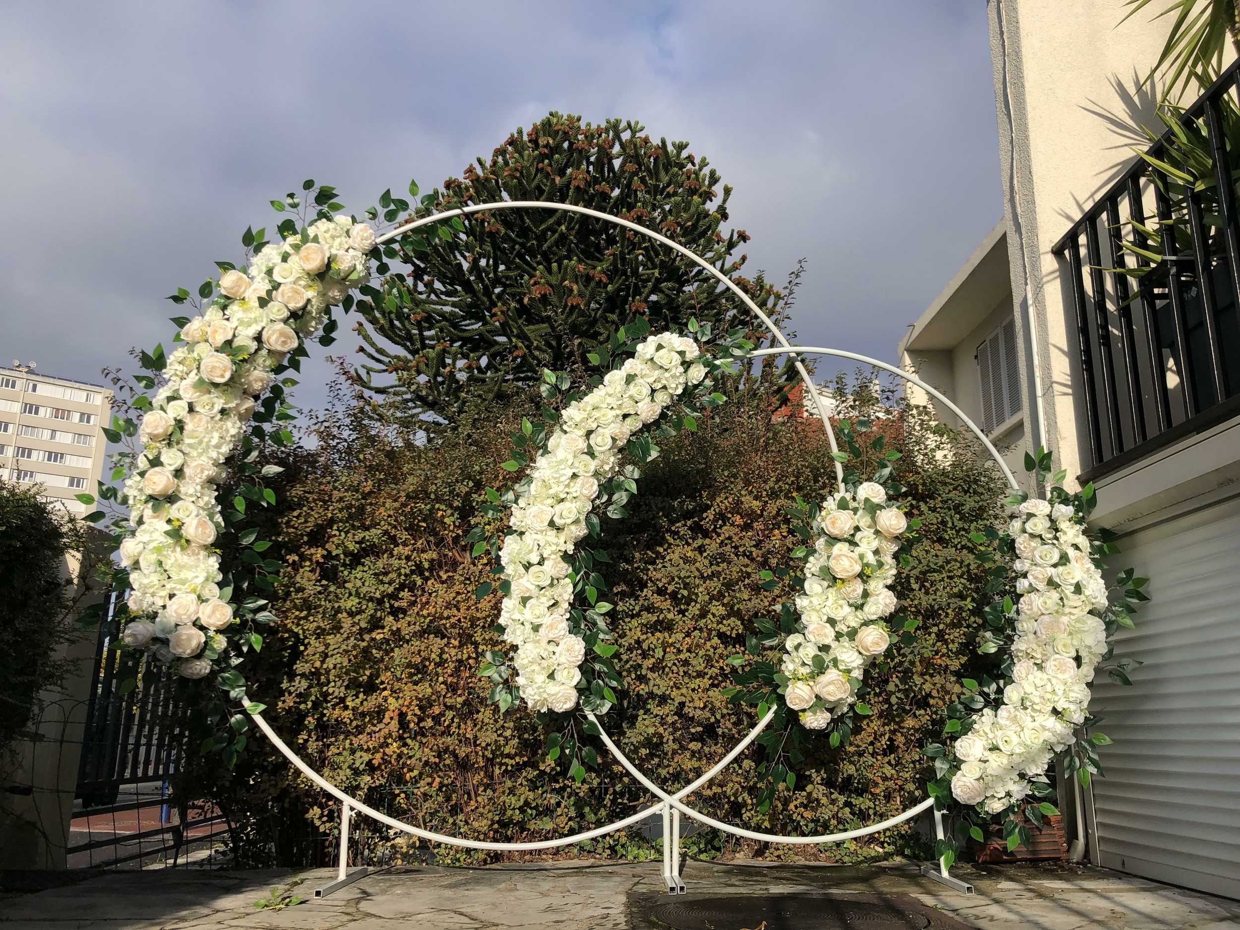 Arche porte métal décoratif 2x2m carré blanc pour mariage fête d