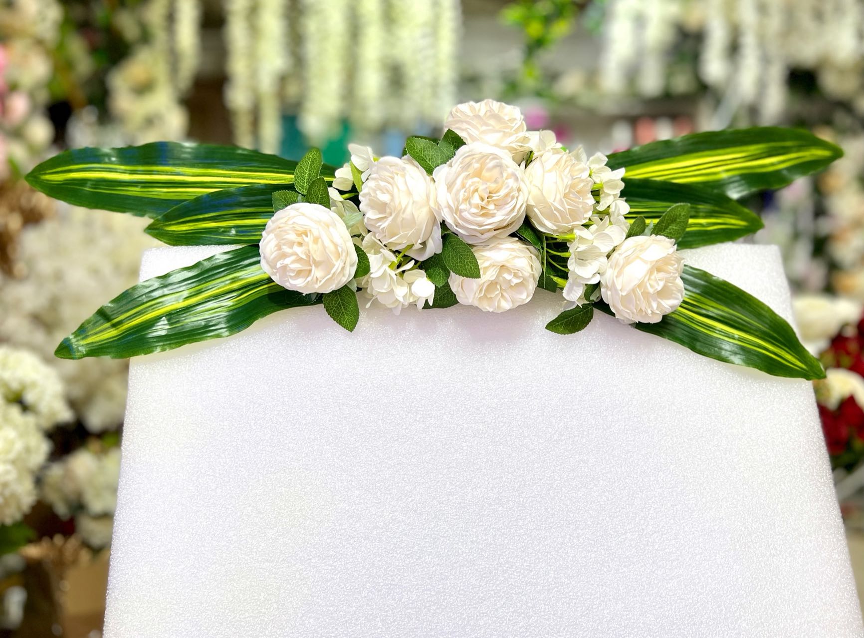 Composition fleur artificielle décoratif tableau bienvenue mariage