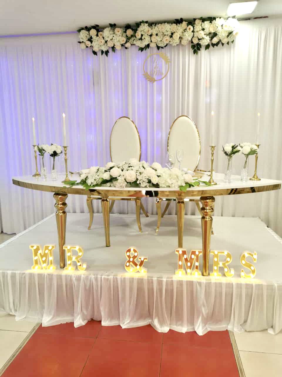 Location d\'une table d\'honneur mariage