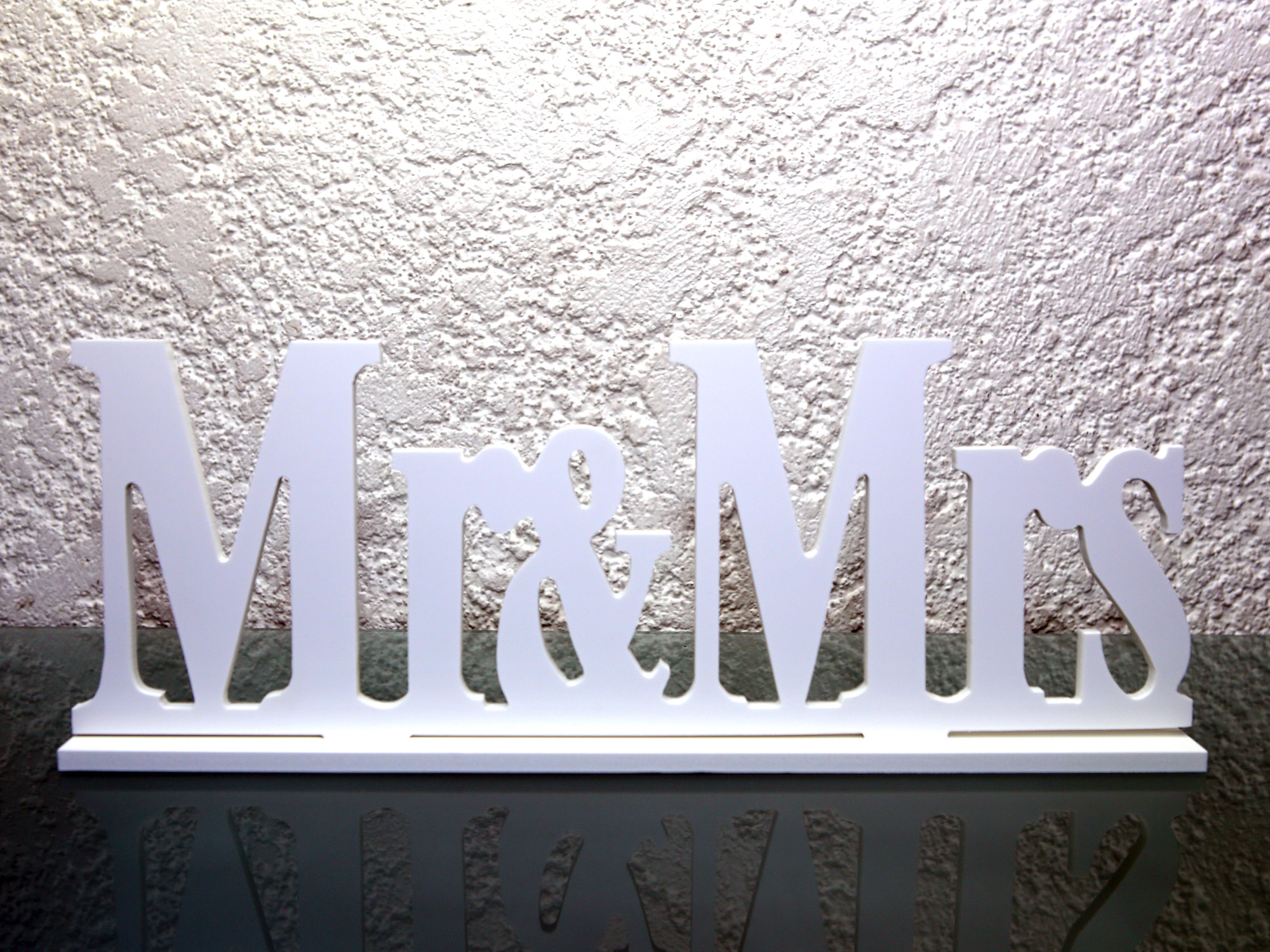Lettres Mr et Mrs décoration table de mariage blanc
