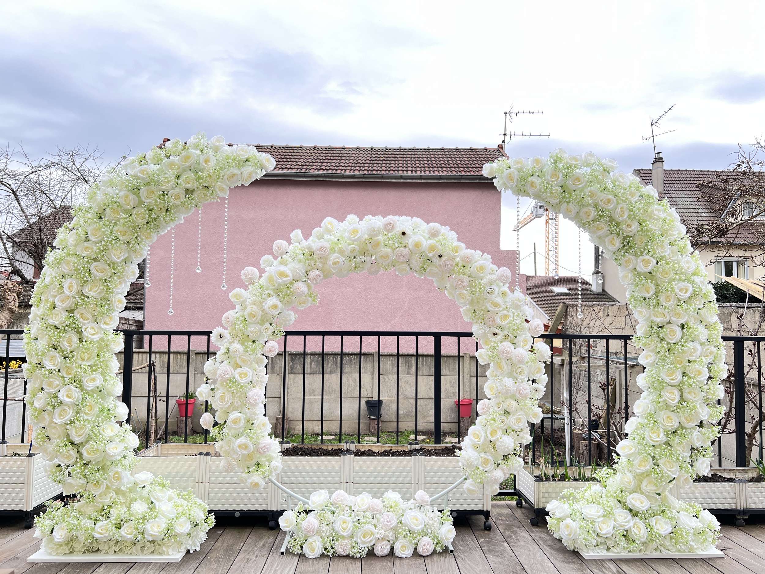 Location arche Lune + arche rond avec fleur artificielle gypsophile LUNE1GYP+A150GYP