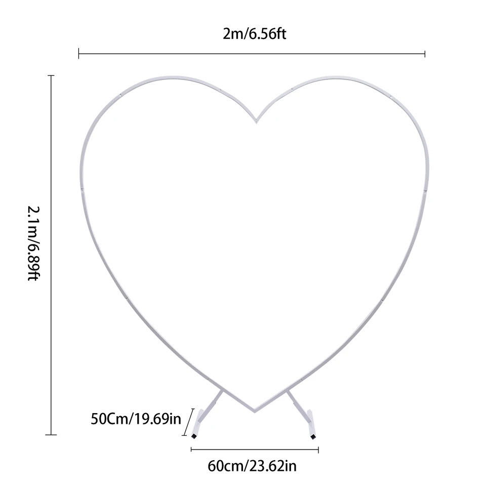 Location d\'un arche cœur en métal AC1