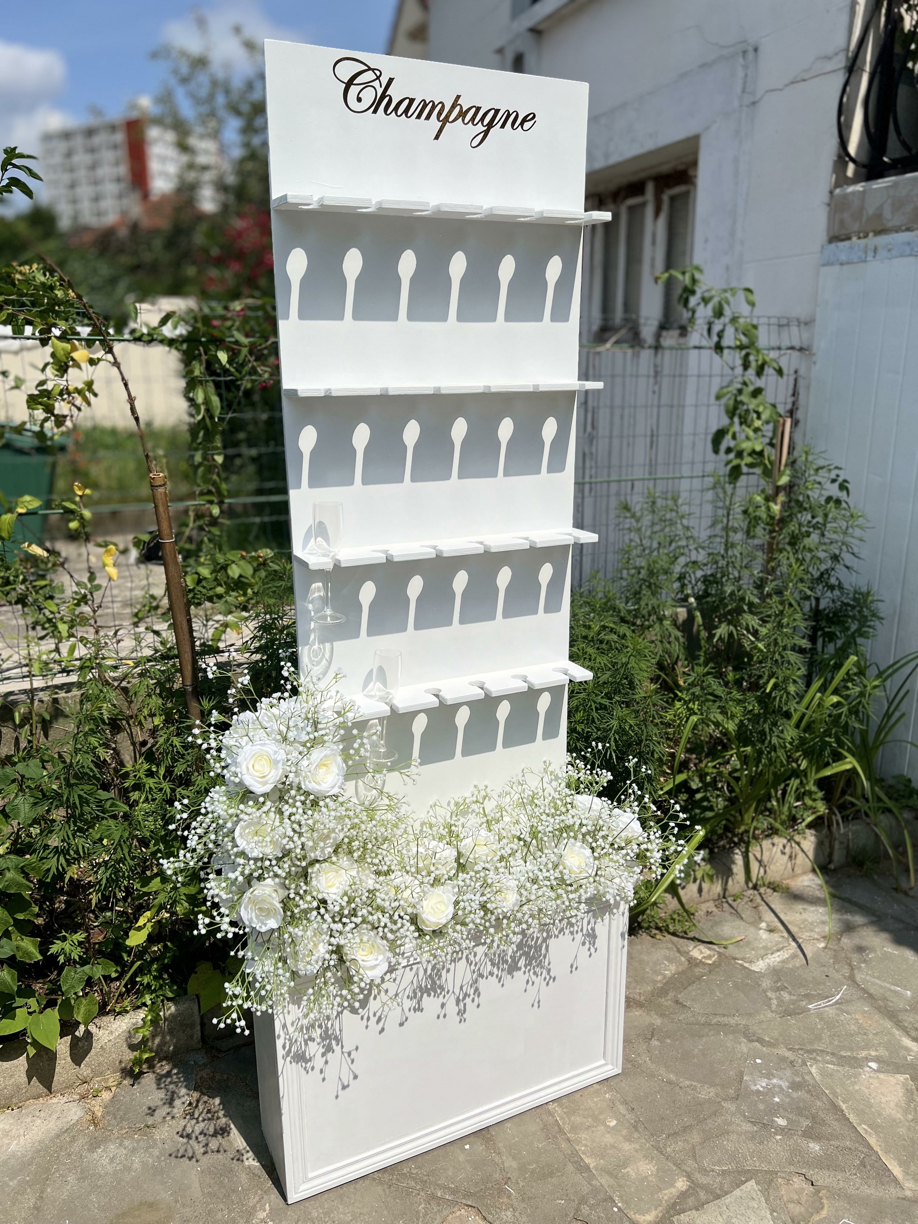 Lot Déco Mariage : Boîte Postale, Lumières Mr & Mme, Mur De Fleurs Et Centre