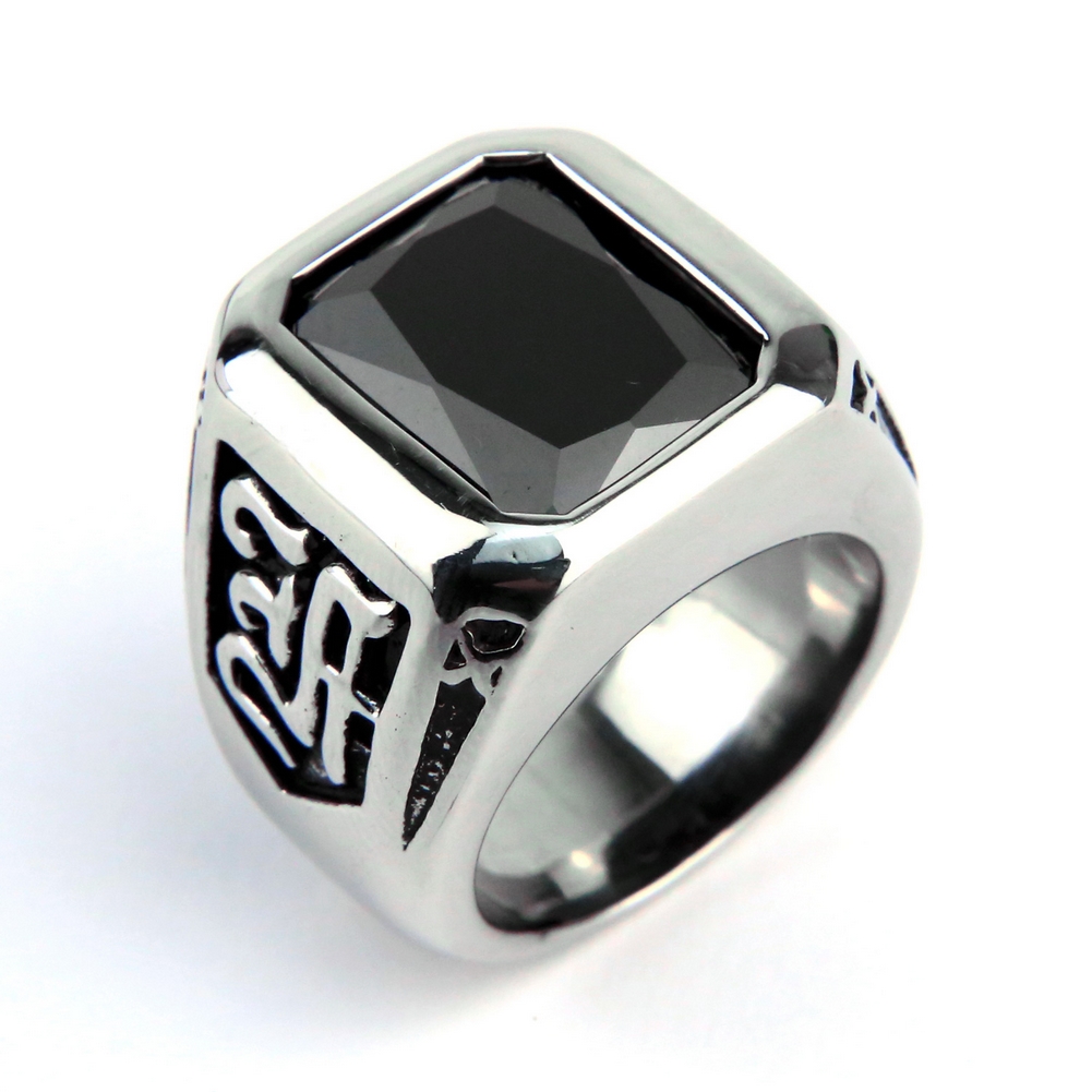 Bague chevalière acier  zirconium noir gothique BGT2 Noir