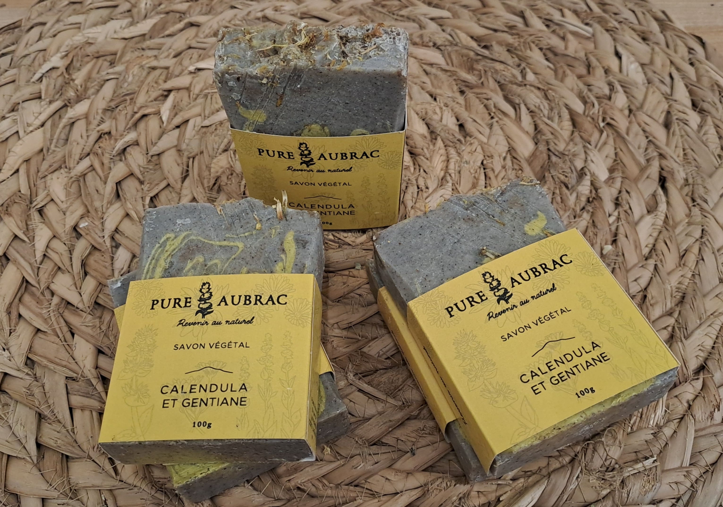 Savons artisanaux et locaux -PURE AUBRAC-retour daubrac-aveyron-cadeaux français-6-
