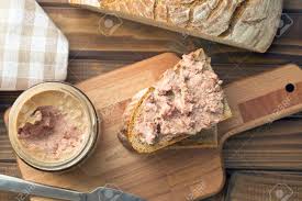 pain avec pâté-ferme du soldadier