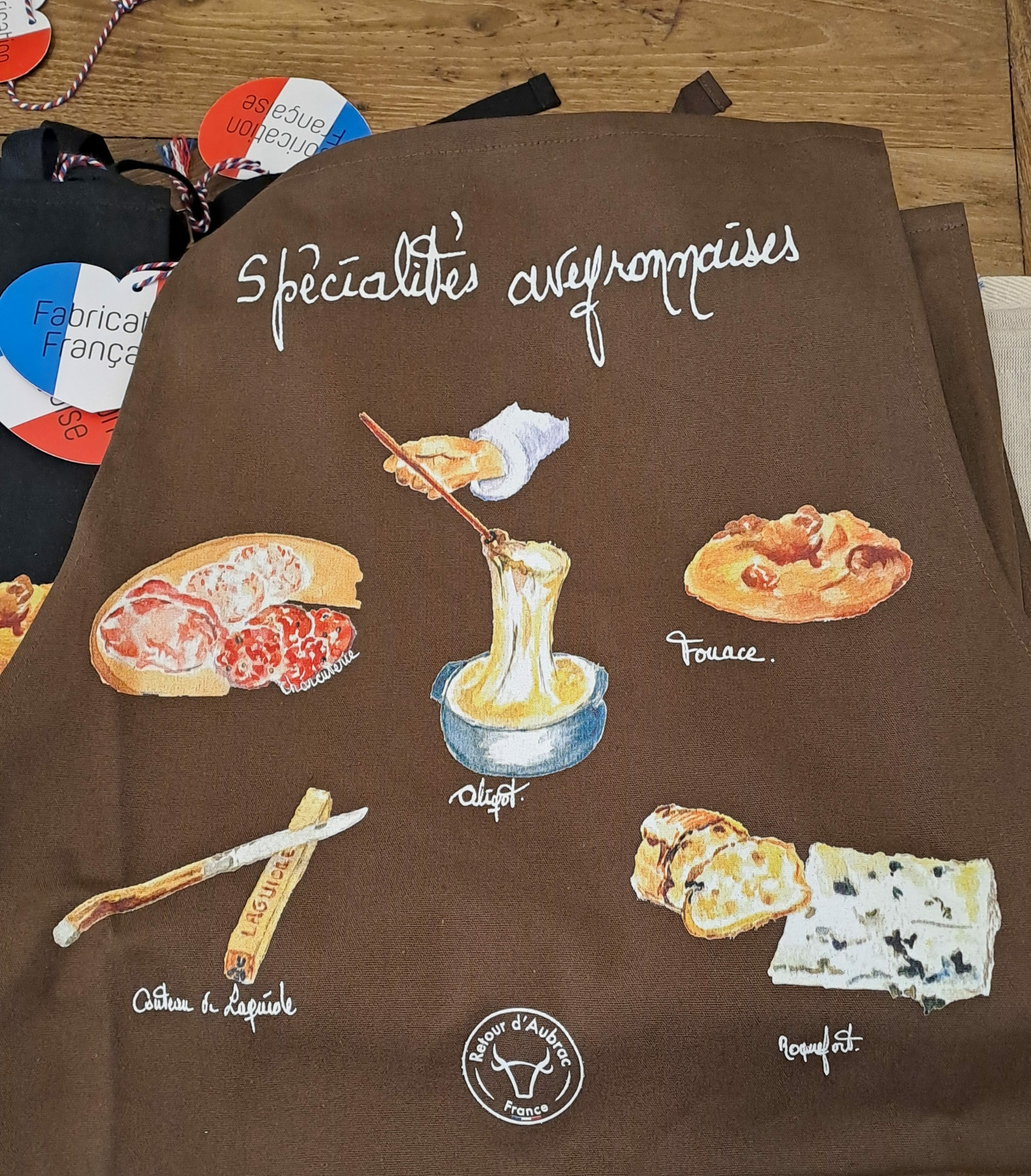 tablier spécialités aveyronnaises chocolat-Retour dAubrac-cadeau français-1-