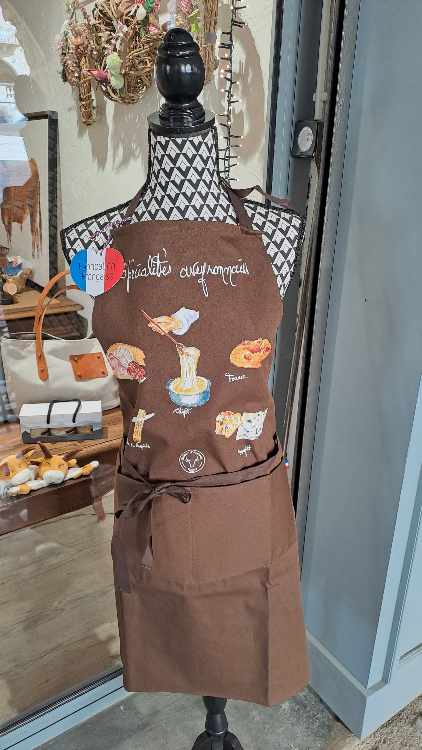 tablier spécialités aveyronnaises chocolat-Retour dAubrac-cadeau français-2-